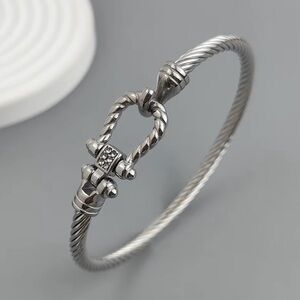 Twisted Wire Horseshoe Bracelet in Silver with crystals